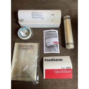 FoodSaver Vac model 360 Food Vacuum Sealer  With Bags & instructions